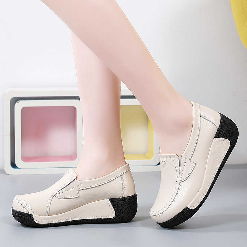 Mocassini Hightops Universal B - Women Shoes Name ulasan dan harga