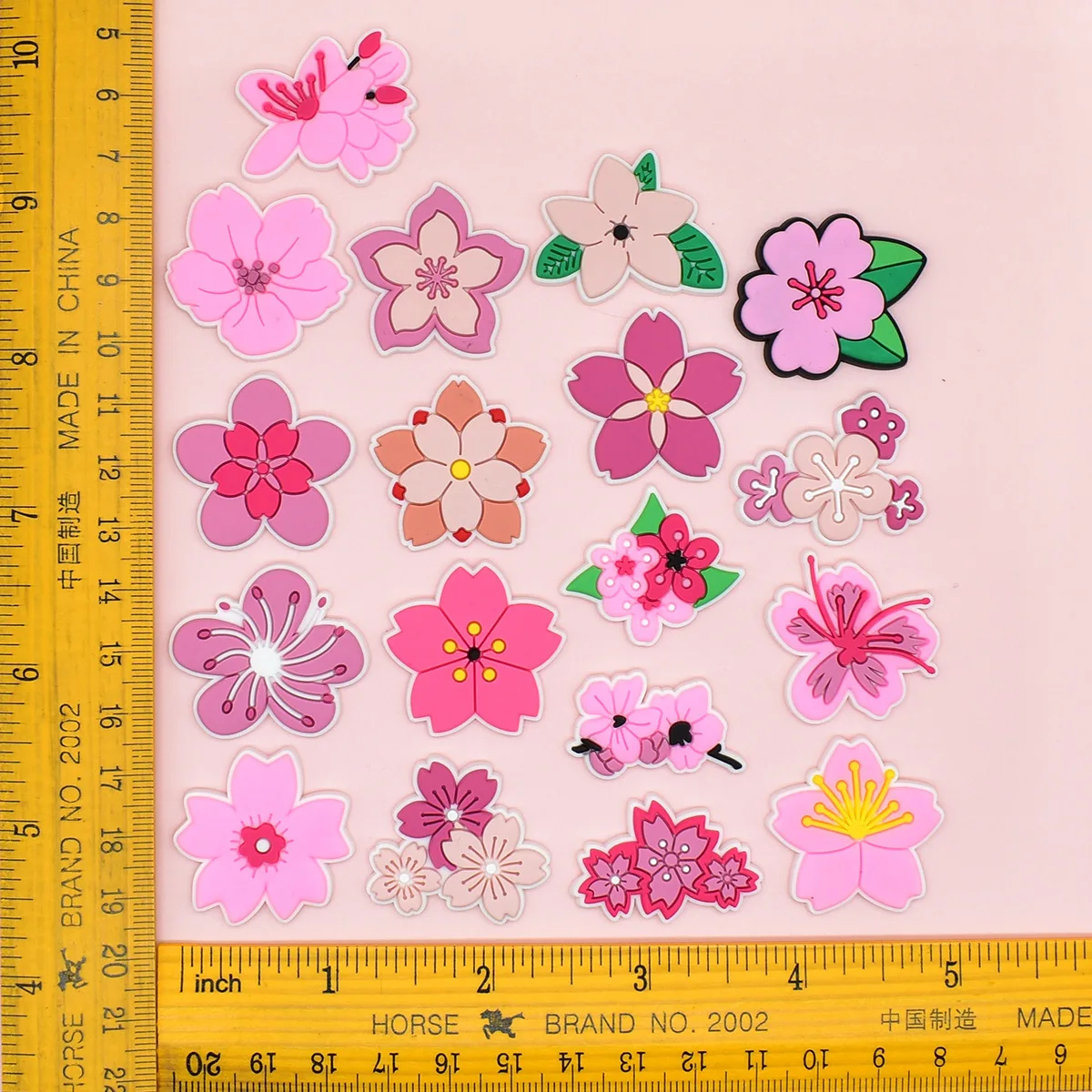 Cute Pink Flower Shoe Charms f - Women'S Shoes Crocs ulasan dan harga