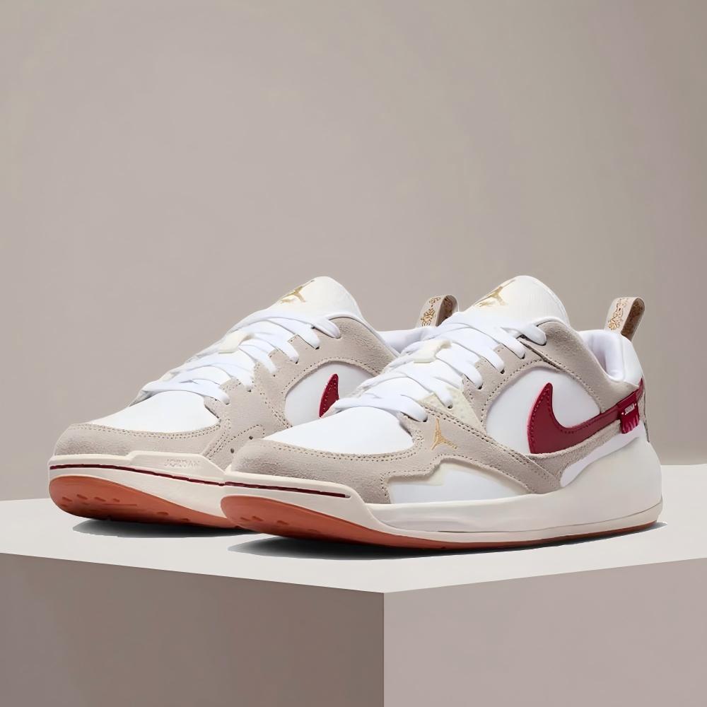 Nike Jordan CMFT ERA Women's S - Women Shoes Jordan ulasan dan harga